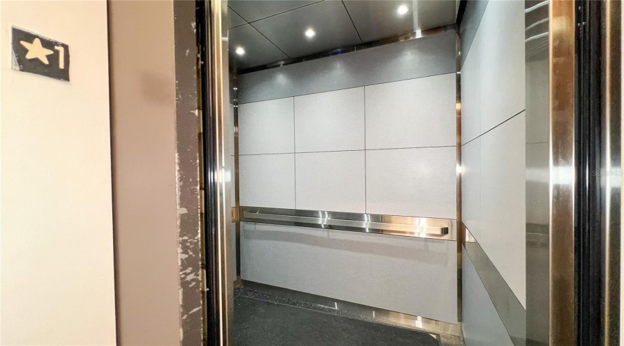 KISSIMMEE, Florida 34747, 2 Bedrooms Bedrooms, ,2 BathroomsBathrooms,Residential,For Sale,TREASURE TROVE,0,MFRS5145525