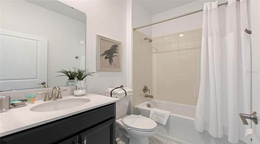 KISSIMMEE, Florida 34746, 6 Bedrooms Bedrooms, ,5 BathroomsBathrooms,Residential,For Sale,PROLOGUE,0,MFRO6390768