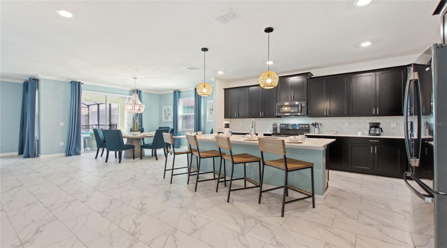 KISSIMMEE, Florida 34746, 6 Bedrooms Bedrooms, ,5 BathroomsBathrooms,Residential,For Sale,PROLOGUE,0,MFRO6390768