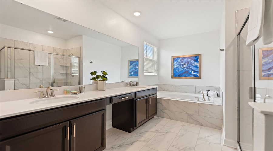 KISSIMMEE, Florida 34746, 6 Bedrooms Bedrooms, ,5 BathroomsBathrooms,Residential,For Sale,PROLOGUE,0,MFRO6390768