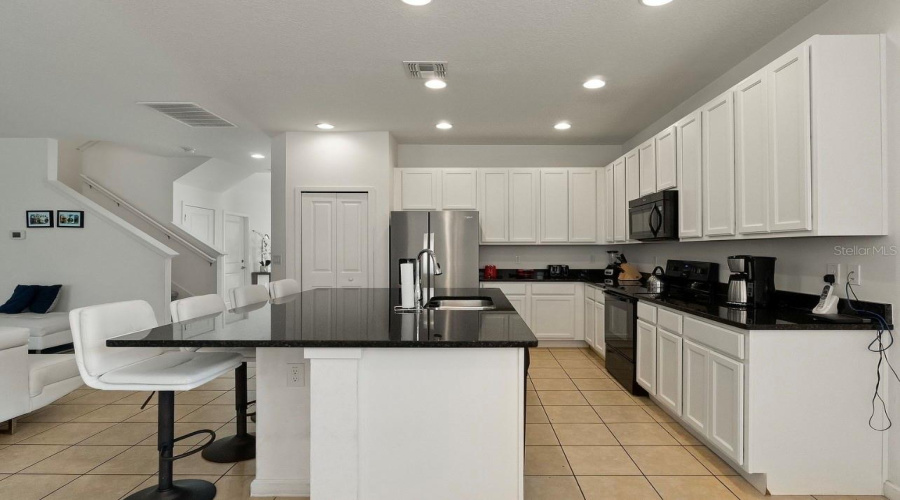 KISSIMMEE, Florida 34746, 5 Bedrooms Bedrooms, ,5 BathroomsBathrooms,Residential,For Sale,MONADO,0,MFRS5145836