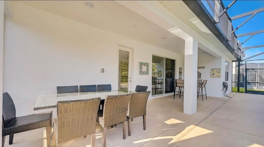 KISSIMMEE, Florida 34746, 5 Bedrooms Bedrooms, ,5 BathroomsBathrooms,Residential,For Sale,MONADO,0,MFRS5145836