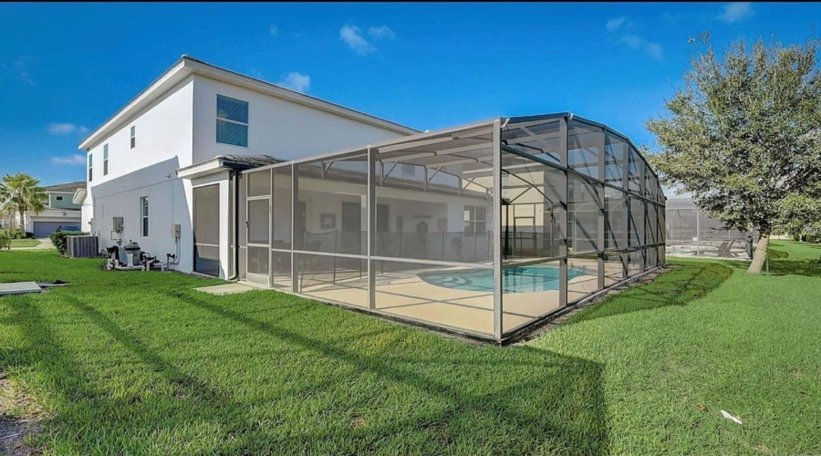 KISSIMMEE, Florida 34746, 5 Bedrooms Bedrooms, ,5 BathroomsBathrooms,Residential,For Sale,MONADO,0,MFRS5145836