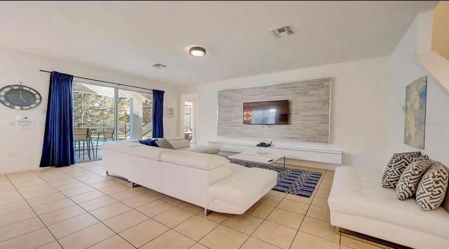 KISSIMMEE, Florida 34746, 5 Bedrooms Bedrooms, ,5 BathroomsBathrooms,Residential,For Sale,MONADO,0,MFRS5145836