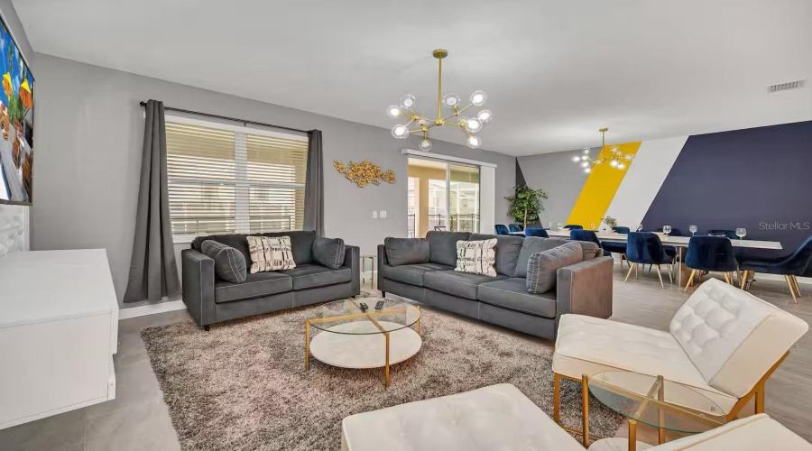 DAVENPORT, Florida 33896, 8 Bedrooms Bedrooms, ,5 BathroomsBathrooms,Residential,For Sale,CHALLENGE,0,MFRTB8486873