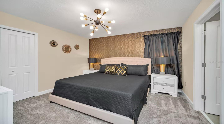 DAVENPORT, Florida 33896, 8 Bedrooms Bedrooms, ,5 BathroomsBathrooms,Residential,For Sale,CHALLENGE,0,MFRTB8486873