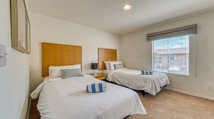 KISSIMMEE, Florida 34746, 4 Bedrooms Bedrooms, ,3 BathroomsBathrooms,Residential,For Sale,CORVETTE,0,MFRO6390083