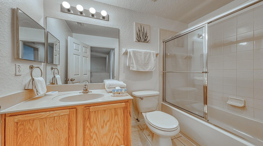 KISSIMMEE, Florida 34746, 4 Bedrooms Bedrooms, ,3 BathroomsBathrooms,Residential,For Sale,CORVETTE,0,MFRO6390083