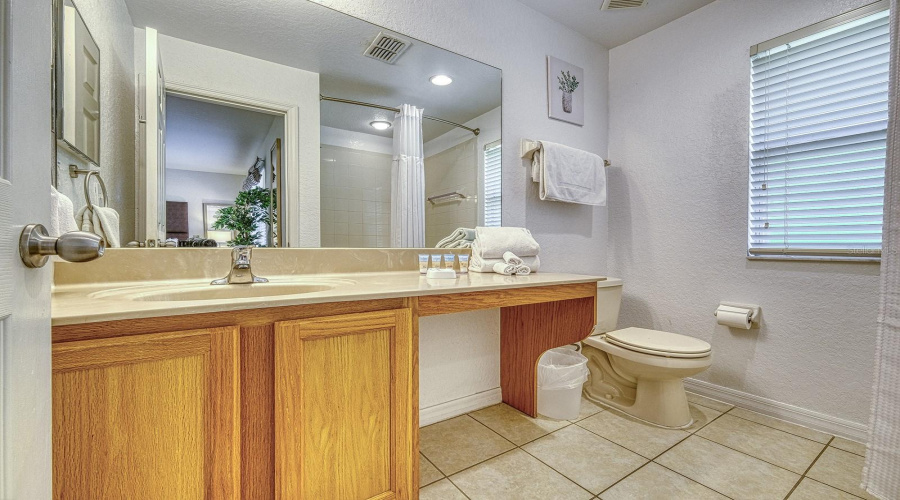 KISSIMMEE, Florida 34746, 4 Bedrooms Bedrooms, ,3 BathroomsBathrooms,Residential,For Sale,CORVETTE,0,MFRO6390083