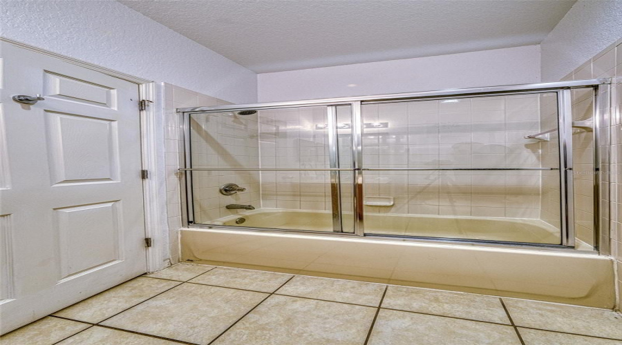 KISSIMMEE, Florida 34746, 4 Bedrooms Bedrooms, ,3 BathroomsBathrooms,Residential,For Sale,CORVETTE,0,MFRO6390083