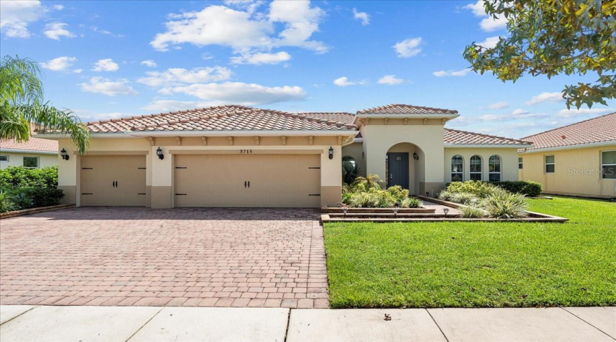 KISSIMMEE, Florida 34746, 3 Bedrooms Bedrooms, ,2 BathroomsBathrooms,Residential,For Sale,PARADISO,0,MFRO6341896
