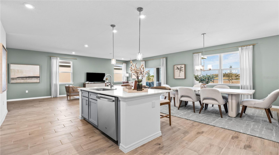 DAVENPORT, Florida 33837, 4 Bedrooms Bedrooms, ,2 BathroomsBathrooms,Residential,For Sale,MEADOW WALK,0,MFRO6389484