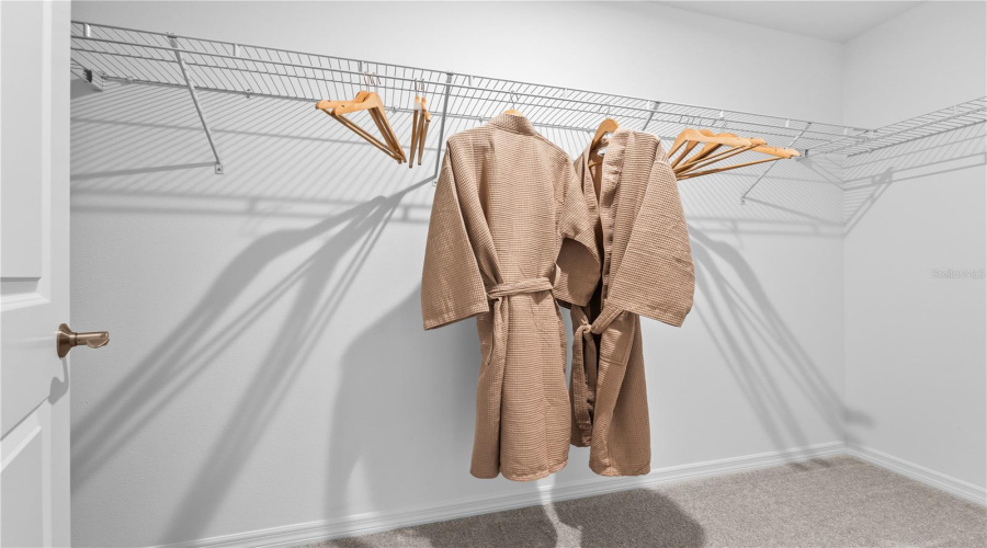 DAVENPORT, Florida 33837, 4 Bedrooms Bedrooms, ,2 BathroomsBathrooms,Residential,For Sale,MEADOW WALK,0,MFRO6389484