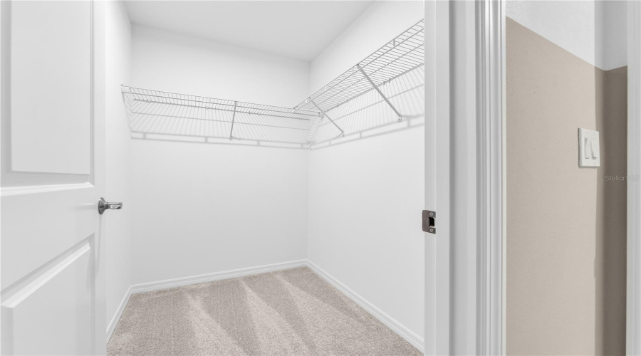 DAVENPORT, Florida 33837, 4 Bedrooms Bedrooms, ,2 BathroomsBathrooms,Residential,For Sale,MEADOW WALK,0,MFRO6389484