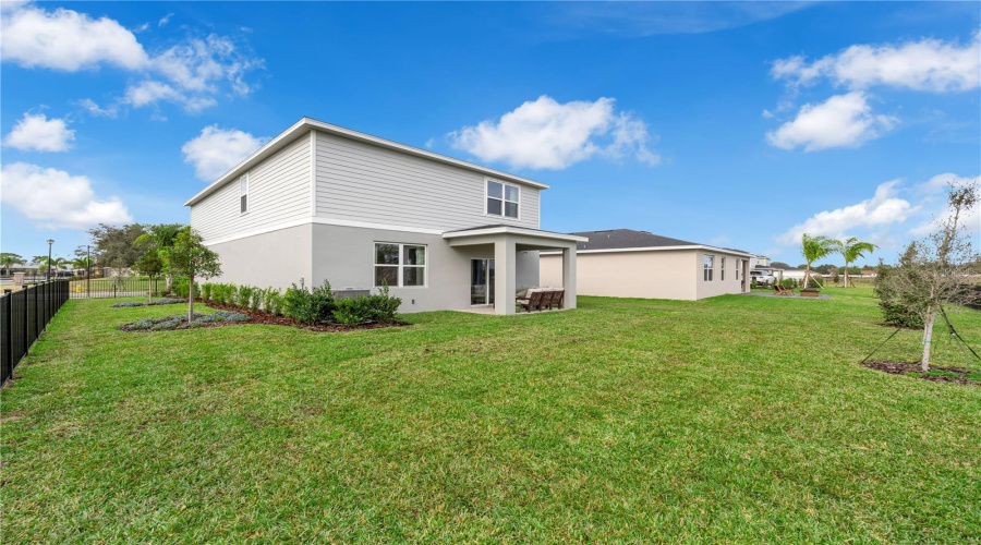 DAVENPORT, Florida 33837, 4 Bedrooms Bedrooms, ,2 BathroomsBathrooms,Residential,For Sale,MEADOW WALK,0,MFRO6389484