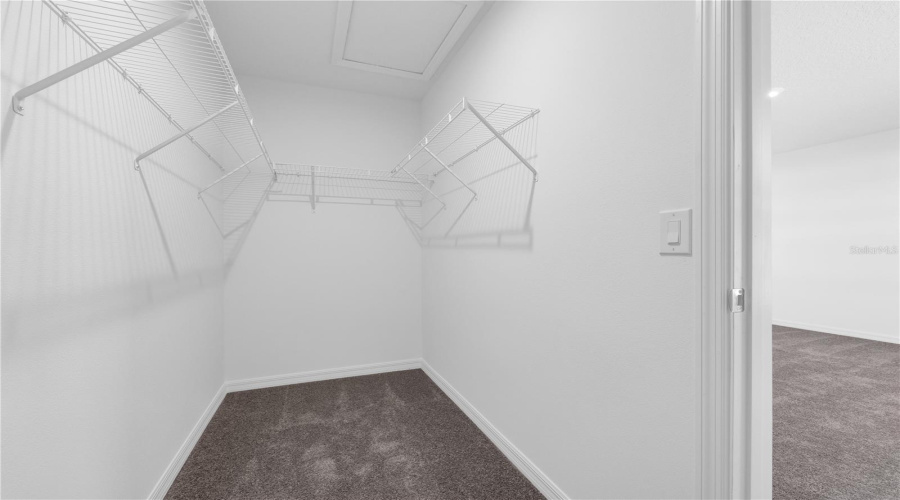 DAVENPORT, Florida 33837, 4 Bedrooms Bedrooms, ,2 BathroomsBathrooms,Residential,For Sale,MEADOW WALK,0,MFRO6389450