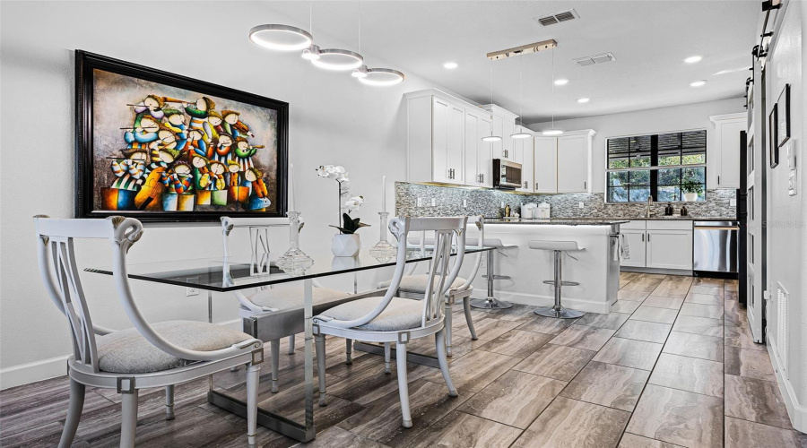 DAVENPORT, Florida 33896, 4 Bedrooms Bedrooms, ,4 BathroomsBathrooms,Residential,For Sale,SHINNECOCK HILLS,0,MFRO6341848