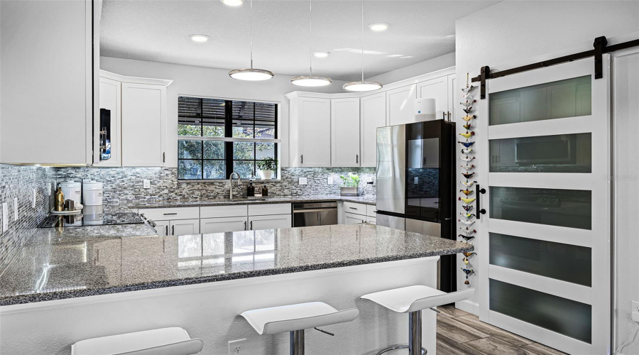 DAVENPORT, Florida 33896, 4 Bedrooms Bedrooms, ,4 BathroomsBathrooms,Residential,For Sale,SHINNECOCK HILLS,0,MFRO6341848