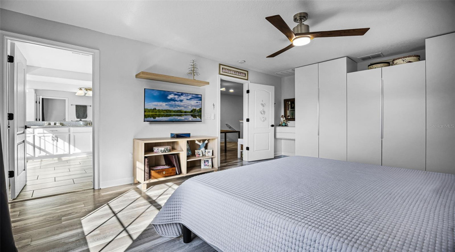 DAVENPORT, Florida 33896, 4 Bedrooms Bedrooms, ,4 BathroomsBathrooms,Residential,For Sale,SHINNECOCK HILLS,0,MFRO6341848