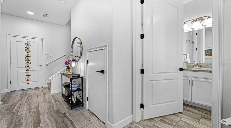 DAVENPORT, Florida 33896, 4 Bedrooms Bedrooms, ,4 BathroomsBathrooms,Residential,For Sale,SHINNECOCK HILLS,0,MFRO6341848