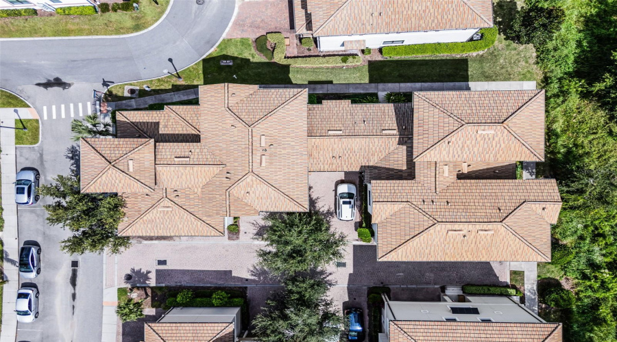 DAVENPORT, Florida 33896, 4 Bedrooms Bedrooms, ,4 BathroomsBathrooms,Residential,For Sale,SHINNECOCK HILLS,0,MFRO6341848