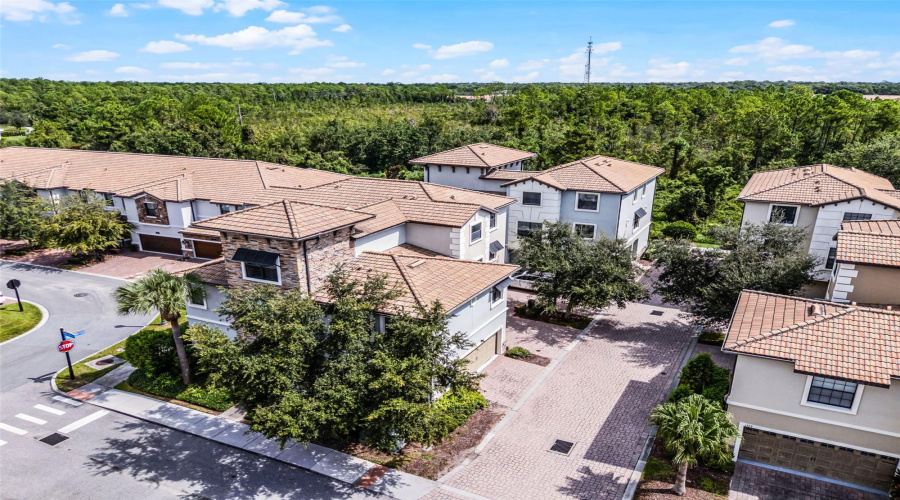 DAVENPORT, Florida 33896, 4 Bedrooms Bedrooms, ,4 BathroomsBathrooms,Residential,For Sale,SHINNECOCK HILLS,0,MFRO6341848