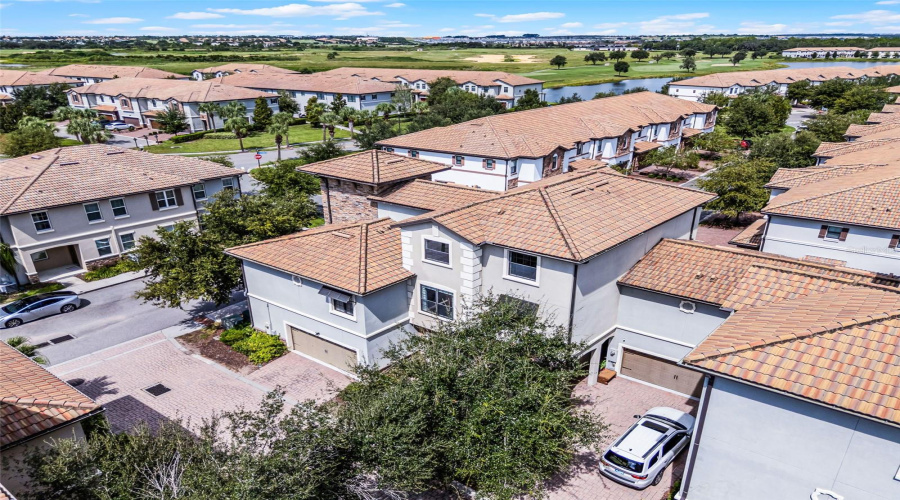 DAVENPORT, Florida 33896, 4 Bedrooms Bedrooms, ,4 BathroomsBathrooms,Residential,For Sale,SHINNECOCK HILLS,0,MFRO6341848