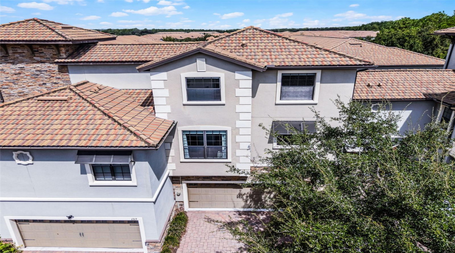 DAVENPORT, Florida 33896, 4 Bedrooms Bedrooms, ,4 BathroomsBathrooms,Residential,For Sale,SHINNECOCK HILLS,0,MFRO6341848