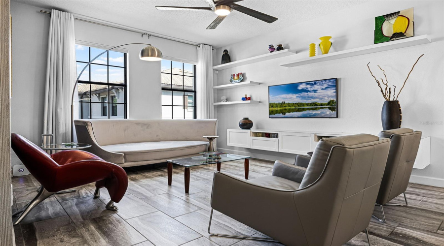 DAVENPORT, Florida 33896, 4 Bedrooms Bedrooms, ,4 BathroomsBathrooms,Residential,For Sale,SHINNECOCK HILLS,0,MFRO6341848