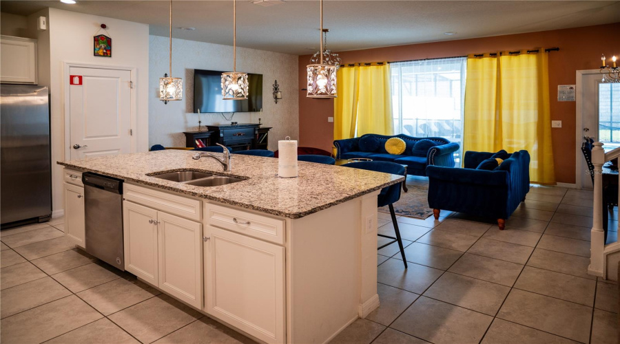 DAVENPORT, Florida 33897, 5 Bedrooms Bedrooms, ,4 BathroomsBathrooms,Residential,For Sale,JETTY,0,MFRL4955280