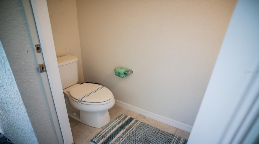 DAVENPORT, Florida 33897, 5 Bedrooms Bedrooms, ,4 BathroomsBathrooms,Residential,For Sale,JETTY,0,MFRL4955280