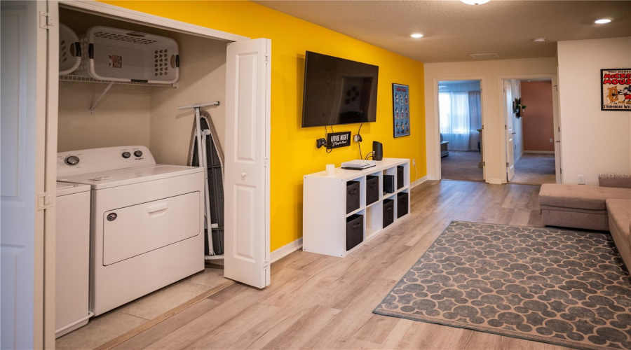 DAVENPORT, Florida 33897, 5 Bedrooms Bedrooms, ,4 BathroomsBathrooms,Residential,For Sale,JETTY,0,MFRL4955280