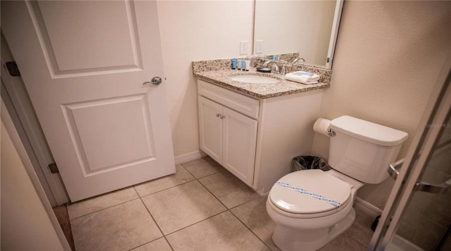 DAVENPORT, Florida 33897, 5 Bedrooms Bedrooms, ,4 BathroomsBathrooms,Residential,For Sale,JETTY,0,MFRL4955280