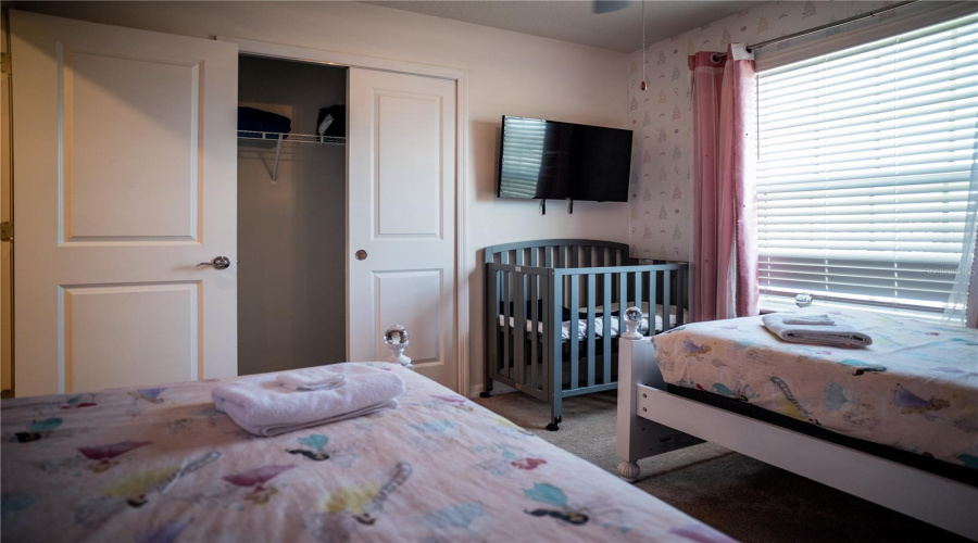 DAVENPORT, Florida 33897, 5 Bedrooms Bedrooms, ,4 BathroomsBathrooms,Residential,For Sale,JETTY,0,MFRL4955280