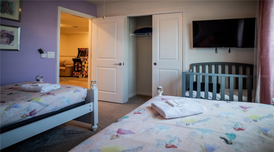 DAVENPORT, Florida 33897, 5 Bedrooms Bedrooms, ,4 BathroomsBathrooms,Residential,For Sale,JETTY,0,MFRL4955280