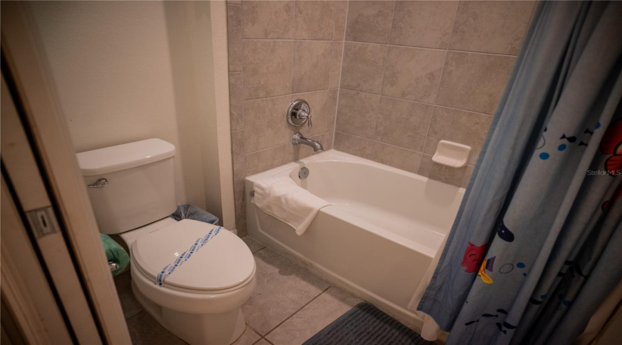 DAVENPORT, Florida 33897, 5 Bedrooms Bedrooms, ,4 BathroomsBathrooms,Residential,For Sale,JETTY,0,MFRL4955280