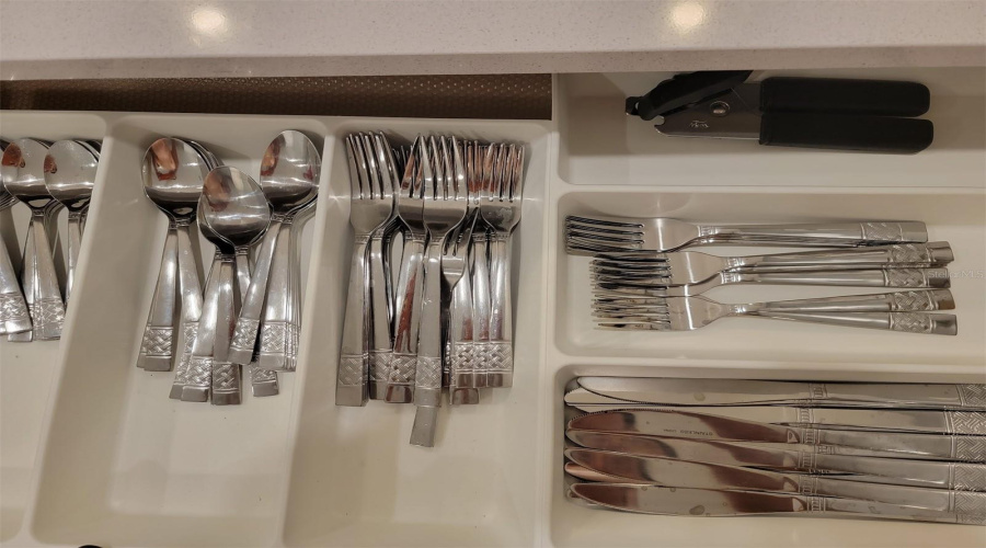 KISSIMMEE, Florida 34746, 8 Bedrooms Bedrooms, ,5 BathroomsBathrooms,Residential,For Sale,PARAGRAPH,0,MFRO6357177