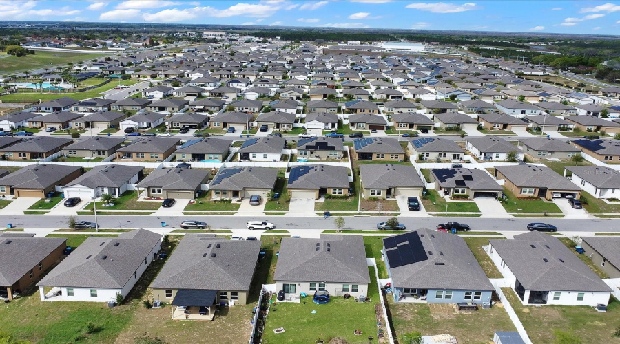 DAVENPORT, Florida 33837, 3 Bedrooms Bedrooms, ,2 BathroomsBathrooms,Residential,For Sale,ORCHID GROVE,0,MFRS5145906