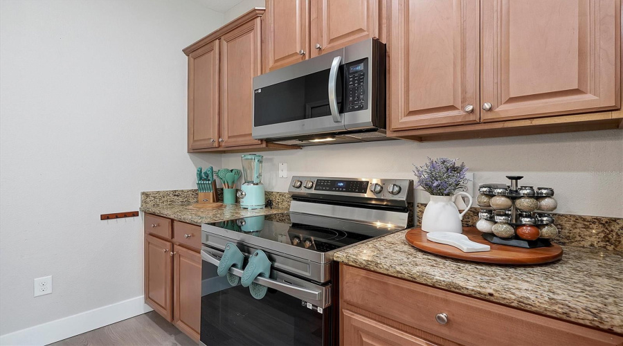 KISSIMMEE, Florida 34747, 5 Bedrooms Bedrooms, ,4 BathroomsBathrooms,Residential,For Sale,CALIFORNIA PALM,0,MFRO6385662