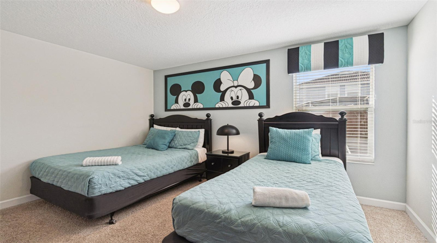 DAVENPORT, Florida 33896, 6 Bedrooms Bedrooms, ,5 BathroomsBathrooms,Residential,For Sale,TEMPO,0,MFRO6390386