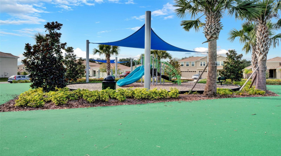 DAVENPORT, Florida 33896, 6 Bedrooms Bedrooms, ,5 BathroomsBathrooms,Residential,For Sale,TEMPO,0,MFRO6390386