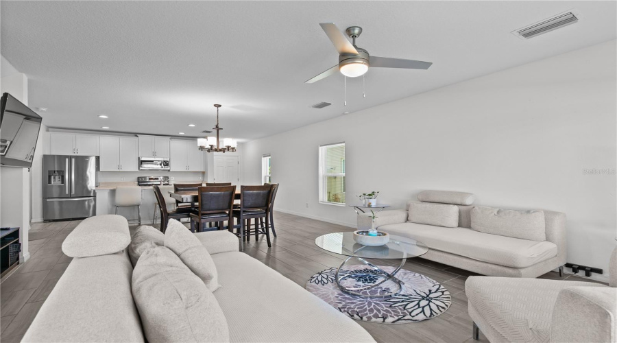 KISSIMMEE, Florida 34746, 3 Bedrooms Bedrooms, ,2 BathroomsBathrooms,Residential,For Sale,WISPY CYPRESS,0,MFRO6354485