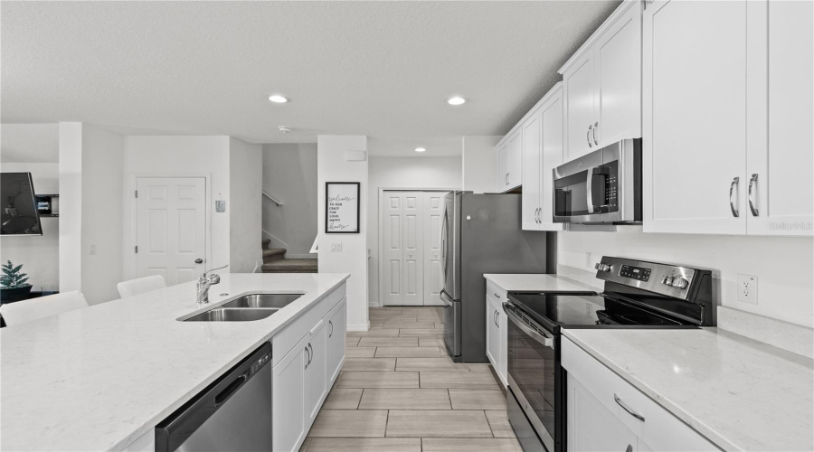 KISSIMMEE, Florida 34746, 3 Bedrooms Bedrooms, ,2 BathroomsBathrooms,Residential,For Sale,WISPY CYPRESS,0,MFRO6354485