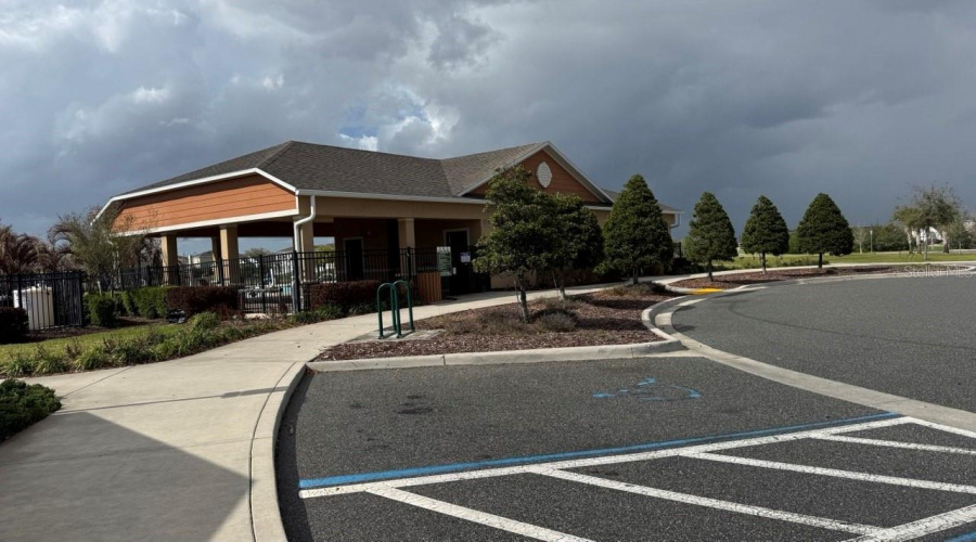 DAVENPORT, Florida 33837, 5 Bedrooms Bedrooms, ,3 BathroomsBathrooms,Residential,For Sale,POST OAK,0,MFRO6390619