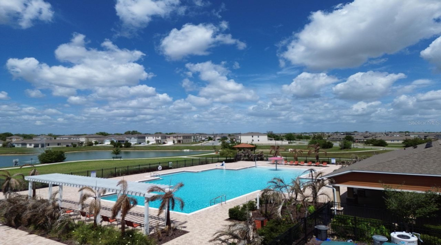 DAVENPORT, Florida 33837, 5 Bedrooms Bedrooms, ,3 BathroomsBathrooms,Residential,For Sale,POST OAK,0,MFRO6390619