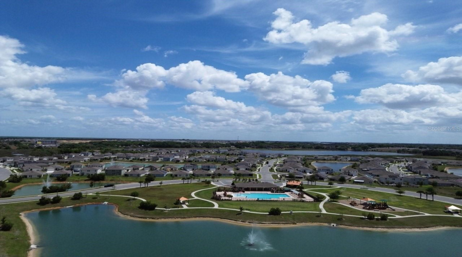 DAVENPORT, Florida 33837, 5 Bedrooms Bedrooms, ,3 BathroomsBathrooms,Residential,For Sale,POST OAK,0,MFRO6390619