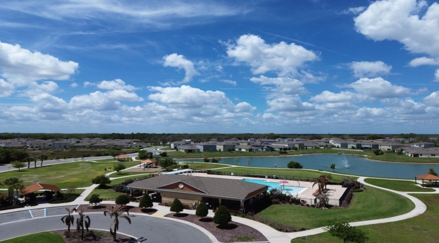 DAVENPORT, Florida 33837, 5 Bedrooms Bedrooms, ,3 BathroomsBathrooms,Residential,For Sale,POST OAK,0,MFRO6390619
