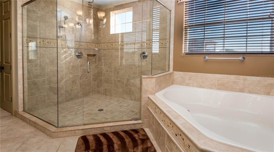 REUNION, Florida 34747, 4 Bedrooms Bedrooms, ,4 BathroomsBathrooms,Residential,For Sale,GOLDEN BEAR,0,MFRS5145921