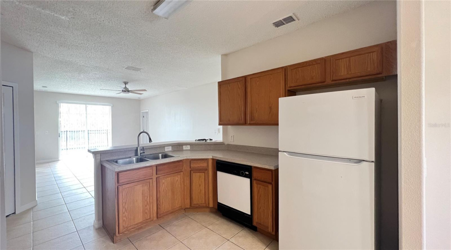 DAVENPORT, Florida 33837, 5 Bedrooms Bedrooms, ,3 BathroomsBathrooms,Residential,For Sale,SUNSET VIEW,0,MFRS5143920
