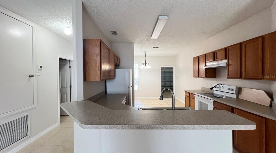 DAVENPORT, Florida 33837, 5 Bedrooms Bedrooms, ,3 BathroomsBathrooms,Residential,For Sale,SUNSET VIEW,0,MFRS5143920